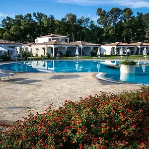 Limone Hotel
